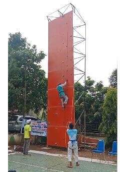 PERESMIAN WALL CLIMBING SMK